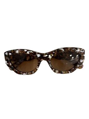 Chloe Brown Tortoiseshell Oversized Cat-Eye Sunglasses $510